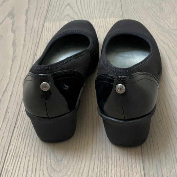 Anne klein shoes - Picture 4 of 5